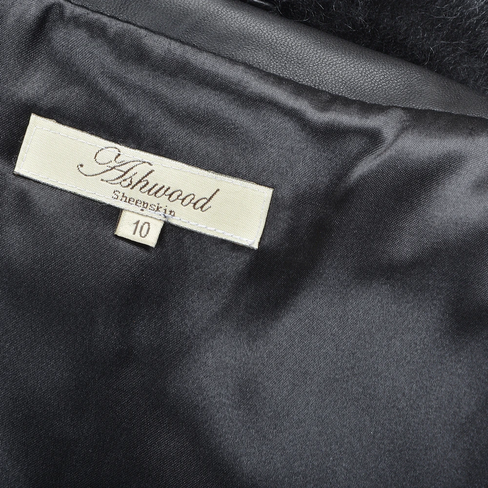 Luxury Shearling Gilet Black: Catiyana - Image 5